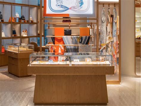 hermes galleria mall|Hermes hawaiian center locations.